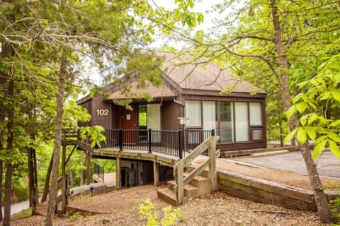 Welcome to Treeloft Villa 102! Your serene escape at Treetop Village in the Four Seasons Resort, Lake of the Ozarks awaits.