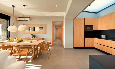 Vista Blue Villa | HotelPraxis Group