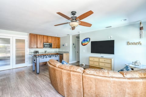 First Floor, Game Room & Kitchenette