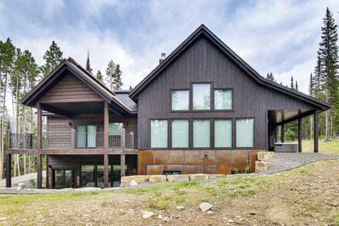 Property Exterior | 3-Story Home