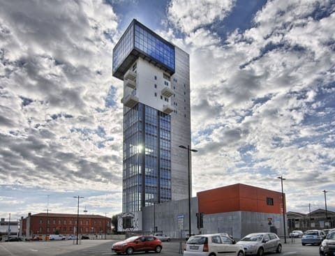Building Exterior, Scenic View