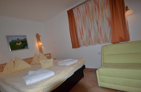 Mars - Appartements Sonneck Apartment in Salzburgerland