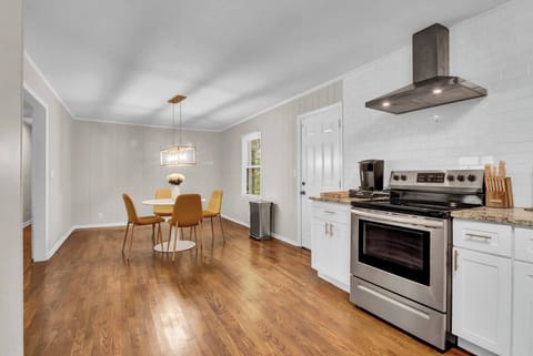 55c2e335-2fc0-41ec-bc92-b26d1f7e6302