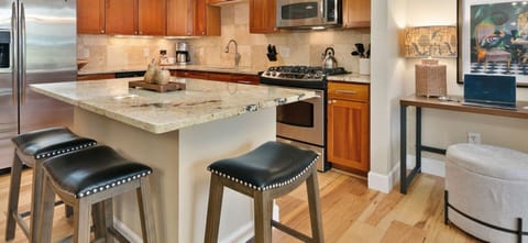Fully-equipped Kitchen | Everything you need for a comfortable stay!