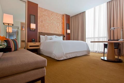 Linger longer in plush king comfort with calming, quiet tones.