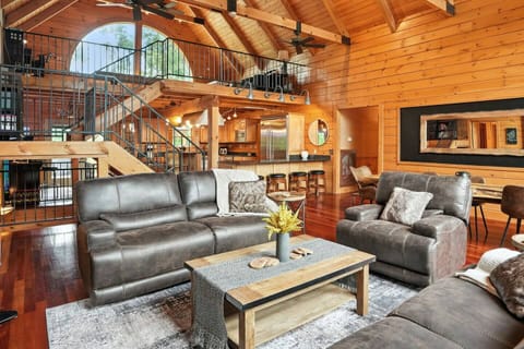 adcfbc18-f3f0-458b-91e9-b367a1295d1c