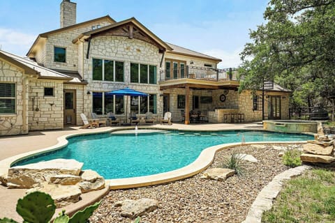 761e5b7f-f1ab-4ee6-a3f5-35d985d28078