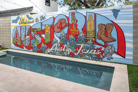 Welcome to The Austoria—where boutique style meets Austin soul. 
From the moment you arrive, The Austoria sets the tone with bold design, warm vibes, and unmistakable energy. It’s the kind of entrance that says: you’ve officially arrived in style.