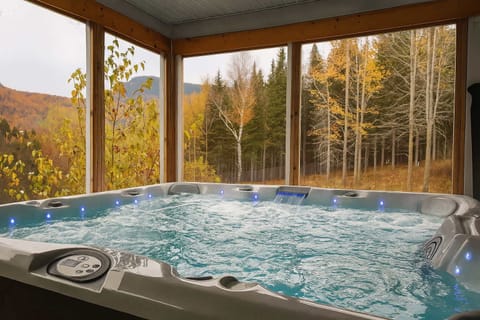 Spa - Vous pourrez réserver  votre moment PRIVÉ de détente gratuitement par bloc de 60min jusqu'à 2 fois par jour.

Un lien de réservation vous sera envoyé.

Heures d'ouverture : 8h à 23h

Disponible à l'année 