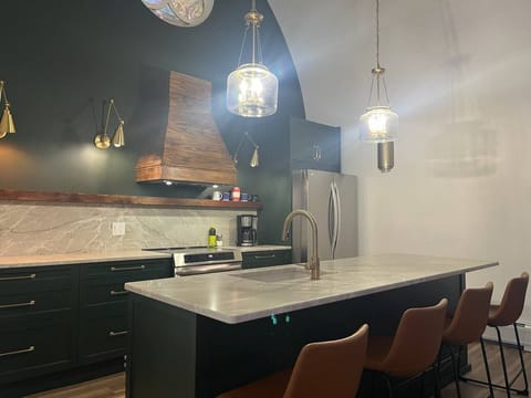 d51b54bc-c4fc-4355-a8fc-284486e318cd