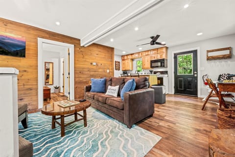 Woodsy touches with modern comfort — the best of both worlds.