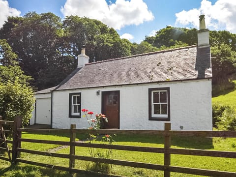 Exterior | Professors Cottage, Girvan