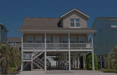 14 Isle Plaza-Double Take