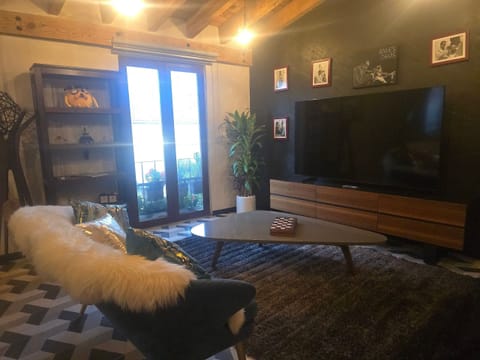 Communal lounge / TV room