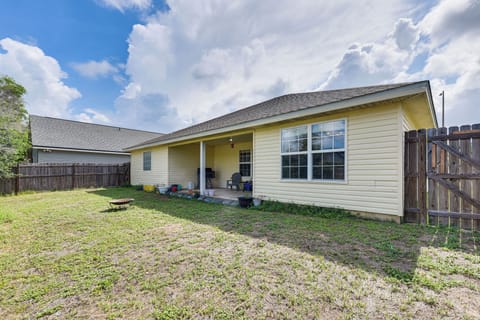 Backyard | Covered Patio
