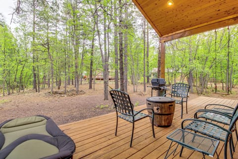 Pinetop Vacation Rental | 3BR | 2BA | Steps Required | 1,635 Sq Ft