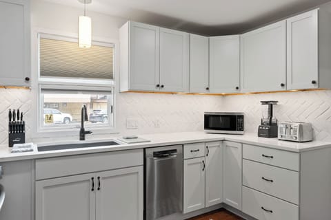 Fully equipped kitchen