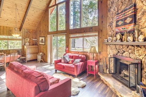 Lake Arrowhead Vacation Rental | 3BR | 2BA | 1,768 Sq Ft | Stairs Required
