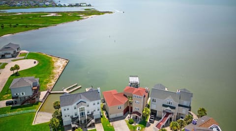 Welcome to Sunset Bay by BeachBox