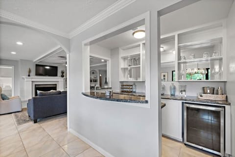 Chic and comfy: discover the charm of our stylish living room