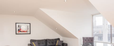 Living Room / Lounge