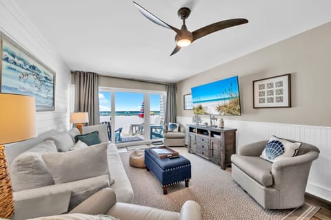 Welcome to Pirate Cove Villas #111