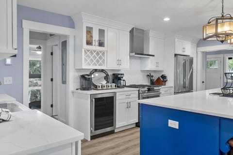 Fully Equipped Chef’s Kitchen for Culinary Creativity