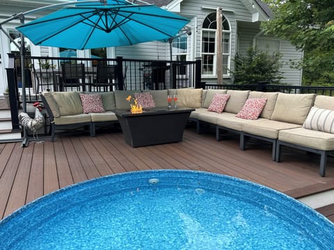 Room for all to relax out at the end of a fun day