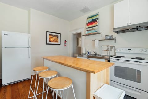 Kitchen - Fridge/Freezer, microwave, toaster, stove, oven. (note: no dishwasher)