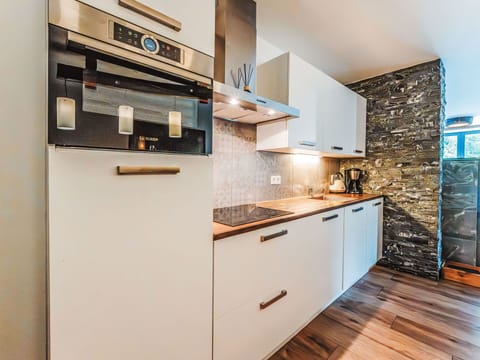 Building, House, Residential Area, Home, Shrub, Roof, Cottage, Estate, Garden