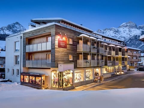 *Family room breakfast - AlpenParks Hotel & Apartment Maria Alm Apartment in Maria Alm