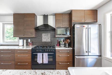 Full size high-end kitchen