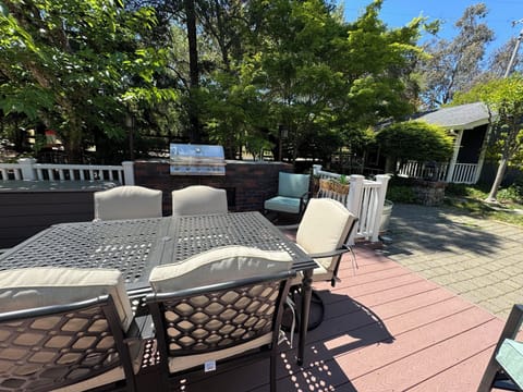 outdoor eating and barbecue area with sink
