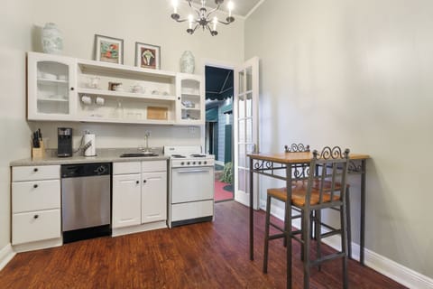 Armstrong's Small Kitchen