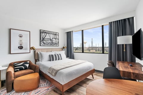 Experience the perfect blend of comfort and modern design in this inviting living space.