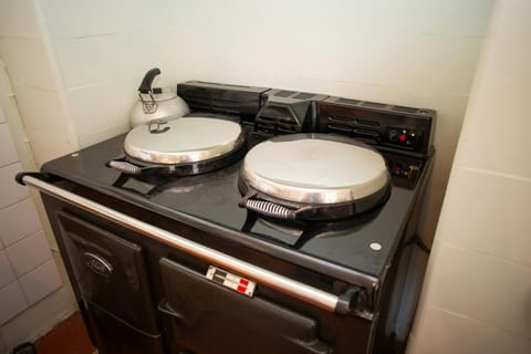 Kitchen with electric Aga