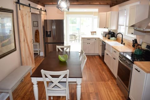 Fully equipped kitchen