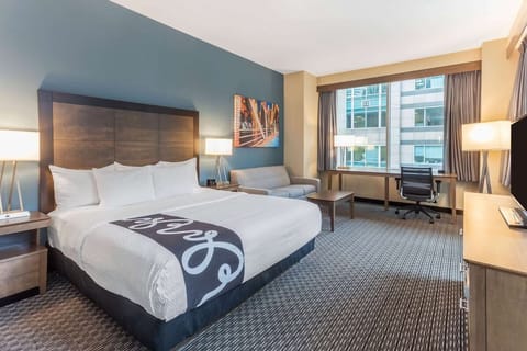 Unit with King size bed