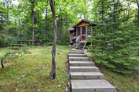 At Tri-Lakes Hideaway you can make your way up the stairs to your little Northwoods retreat.