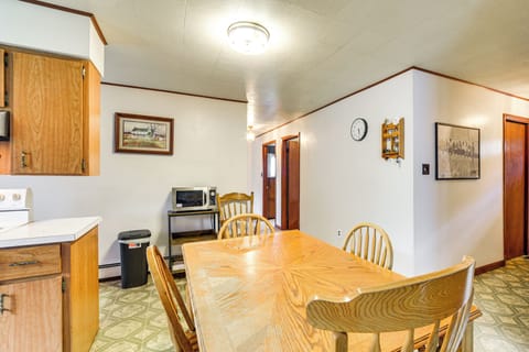 Dining Room | Dishware & Flatware