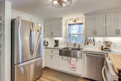 Kitchen | Lower Level | Cooking Basics