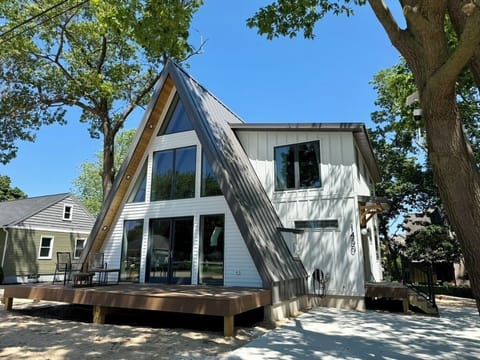 Front view of home with front deck