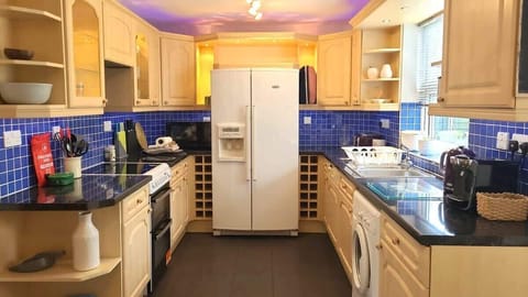 1eabed50 6e79 4927 afd9 3e028de3dbb2