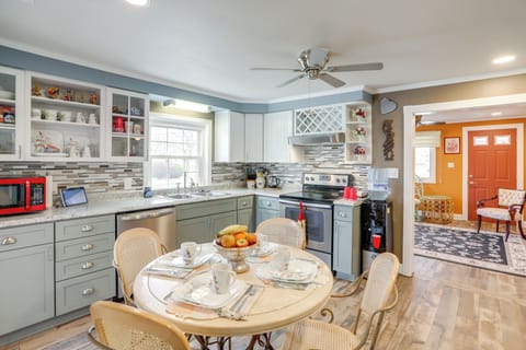 Kitchen | 1st Floor | Keurig Coffee Maker