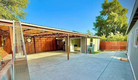 18af5494-4909-4e8f-872f-882923799669