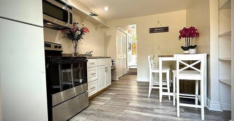 18e2f07b-861c-4b2a-be91-2494501c0e84