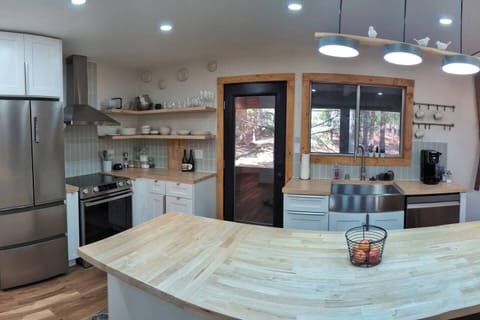 watch the wildlife from the kitchen