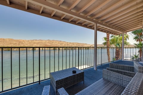 Bullhead City Vacation Rental | 2BR | 2BA | 1,362 Sq Ft | Stairs Required