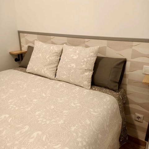 Double bed