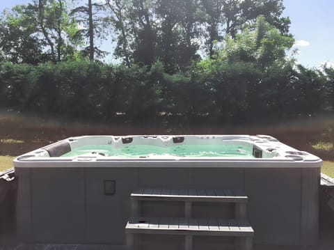 Jacuzzi
